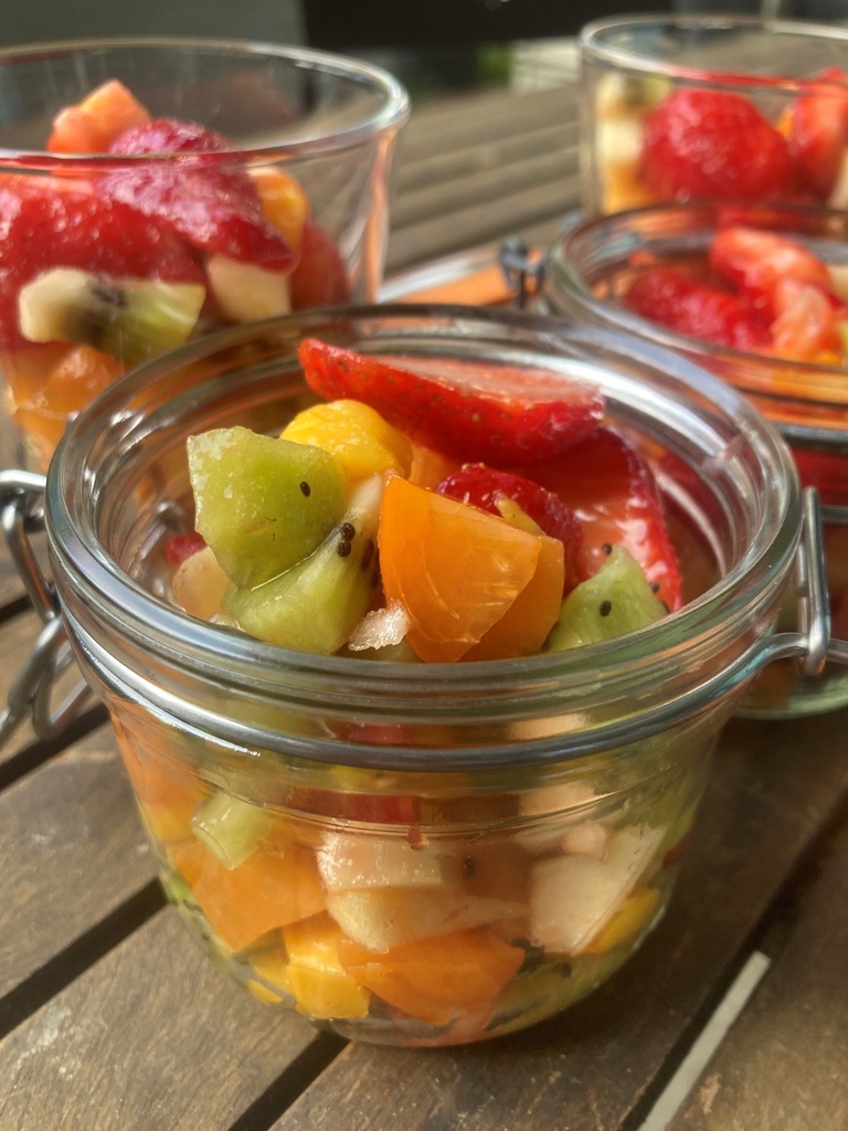 Jeudi ou vendredi : Salade de fruits frais de saison