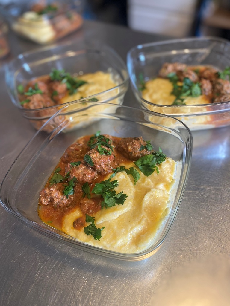 Mardi ou mercredi : Boulettes Albongidas et polenta crémeuse au parmesan Betty
